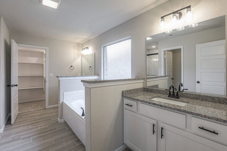 Angie Arisehomes 7550apachedr (14)