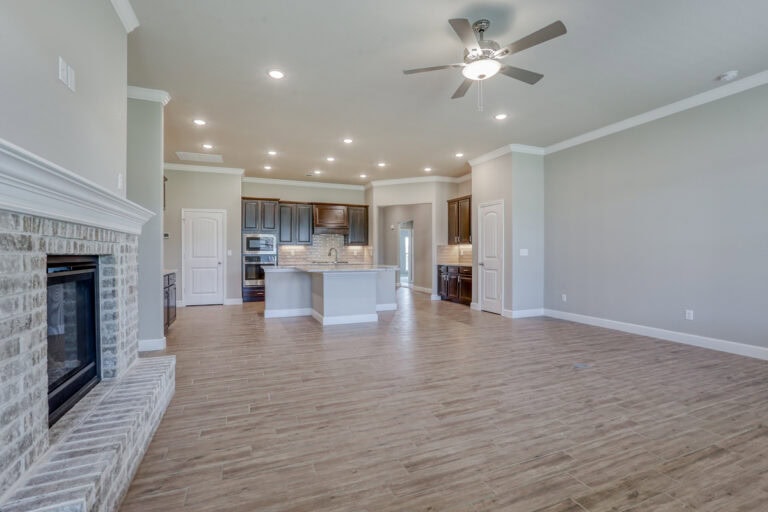 Carrie Arisehomes22647w88thst 10 (4)