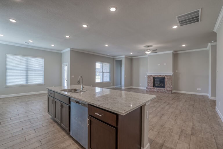 Heidi Christinaking 7524belmontdr (22)