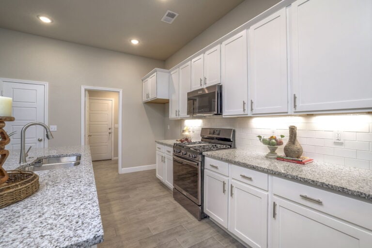 Jade 32 Web Or Mls Arise Homes 7505 Mccormick Dr. Shawnee, Ks 32 (13)