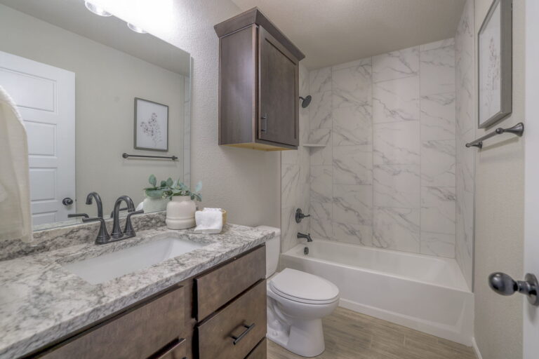 Joanna 36 Web Or Mls Arise Homes 7513 Mccormick Dr. Shawnee, Ks 36 (10)