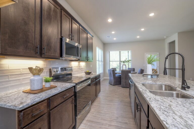 Liliana 36 Web Or Mls Arise Homes 7513 Mccormick Dr. Shawnee, Ks 36 (34)