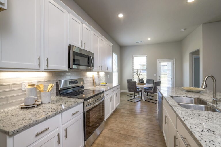 Marie 31 Web Or Mls Arise Homes 7526 Mccormick Dr. Shawnee, Ks 31 (16)