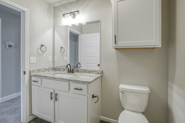 Nikki Arisehomes 7538apachedr,shawneeks 42 (32)