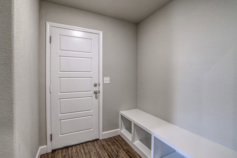 Sara Ann Arisehomes 7529apachedr (6)