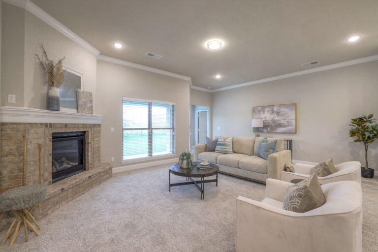 Tracy 31 Web Or Mls Arise 24315 W 76th St. Shawnee, Ks 31 (15)