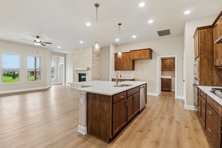 10 Web Or Mls W 166th Ct S2705 010