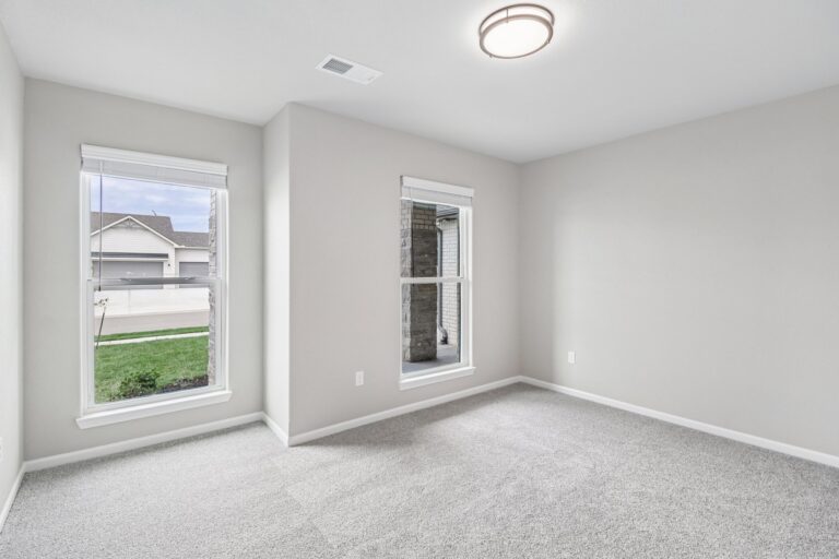 16 Web Or Mls W 166th Ct S2405 016