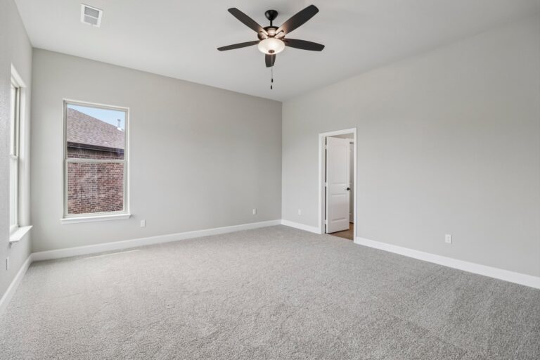 24 Web Or Mls W 166th Ct S2705 024