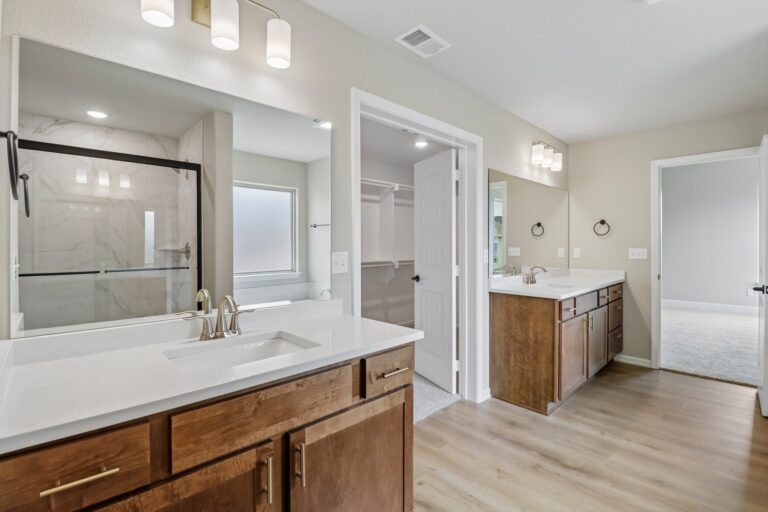 28 Web Or Mls W 166th Ct S2705 028