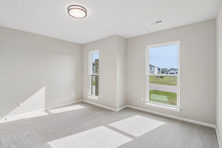 15-web-or-mls-S Hall St-S3008-015
