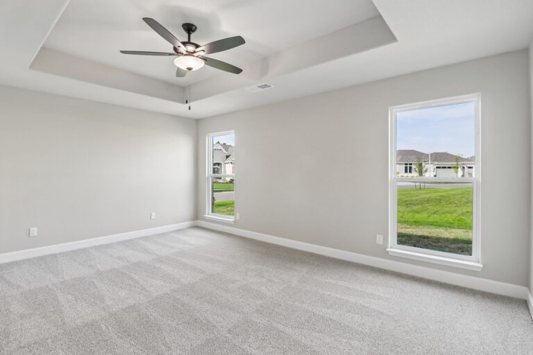 19-web-or-mls-S Hall St-S3008-019