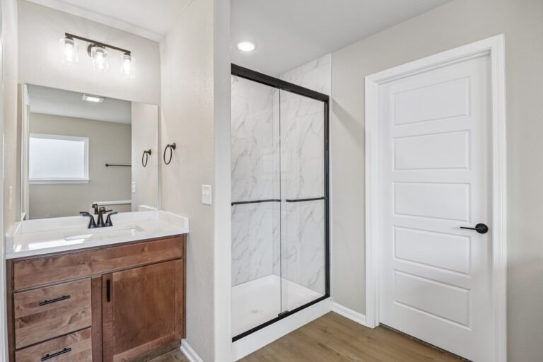 22-web-or-mls-S Hall St-S3008-022