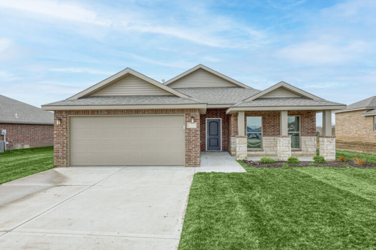 MARIE_AriseHomes-7516SArapahoDr (3)