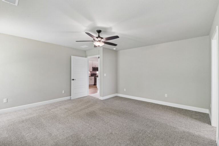 19-web-or-mls-W 87th St-S0609-019