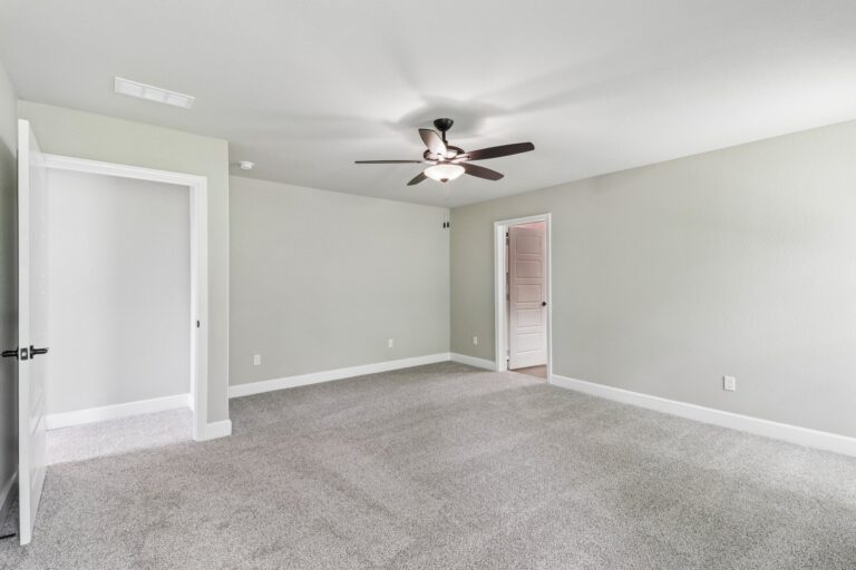 20-web-or-mls-W 87th St-S0609-020
