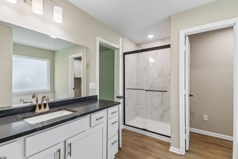 22-web-or-mls-W 87th St-S0609-022