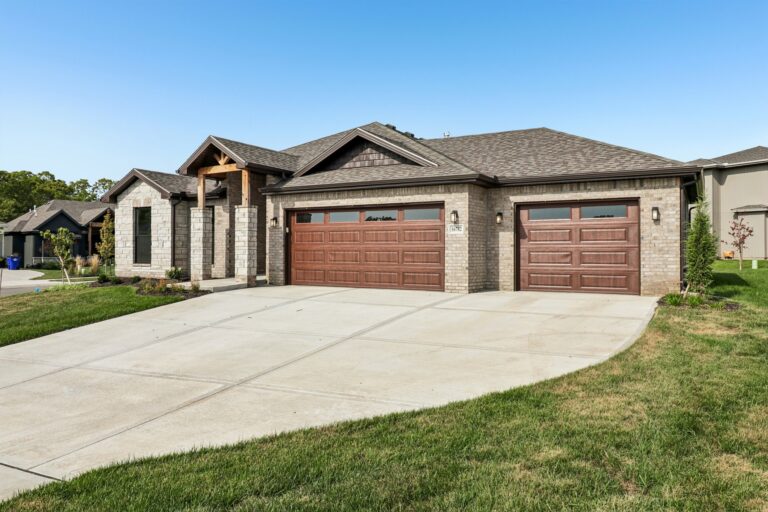 3-web-or-mls-S Hall St-S3008-003