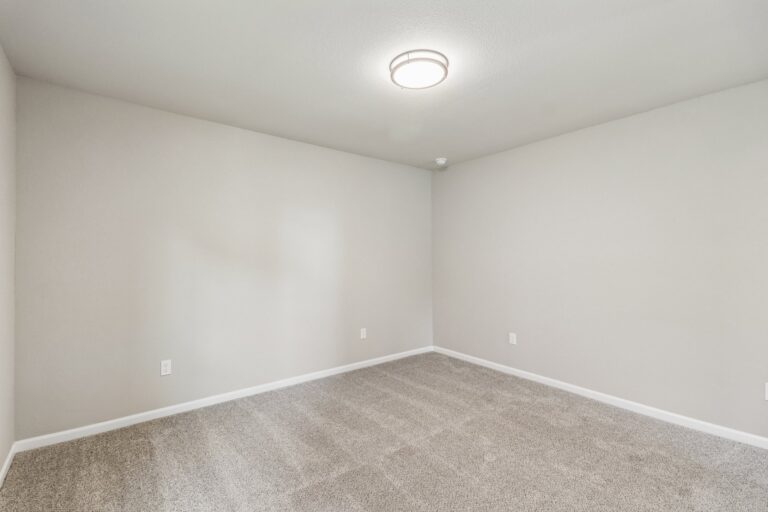 31-web-or-mls-W 87th St-S0609-031