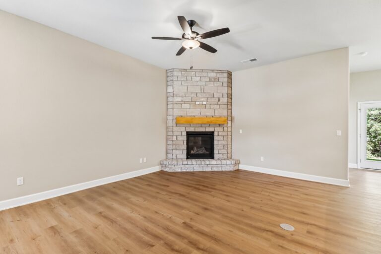 6-web-or-mls-W 87th St-S0609-006